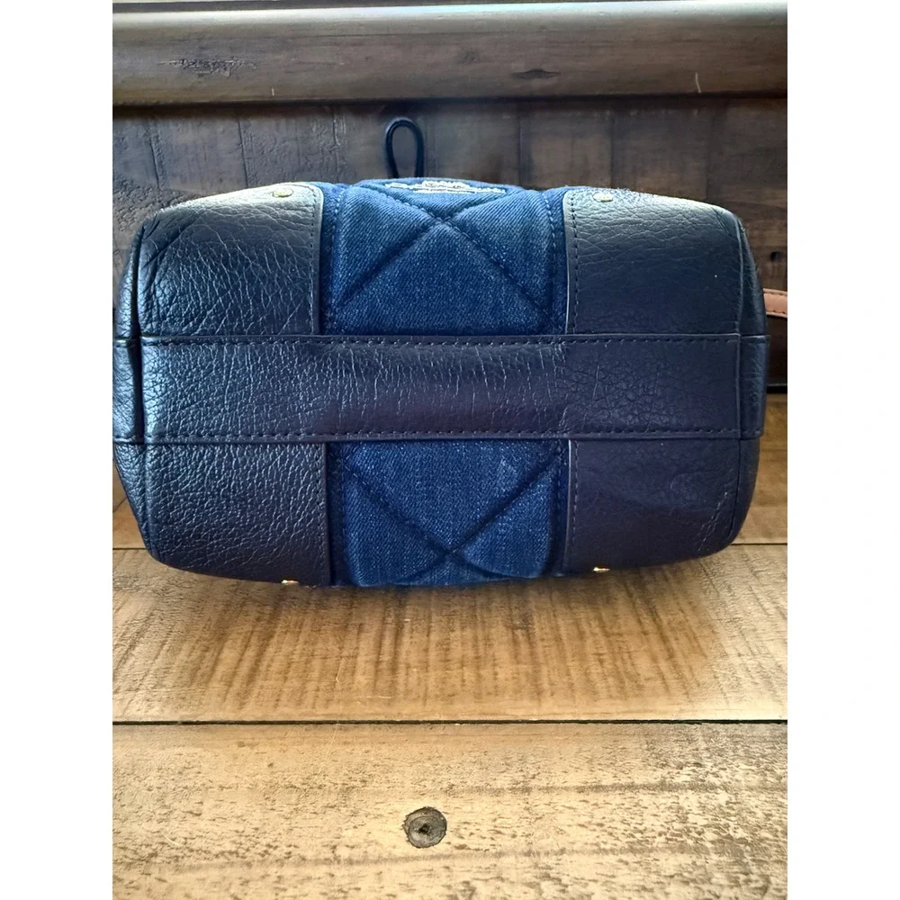 Coach Bucket Bag Womens Small Blue Quilted Denim Leather Drawstring Crossbody